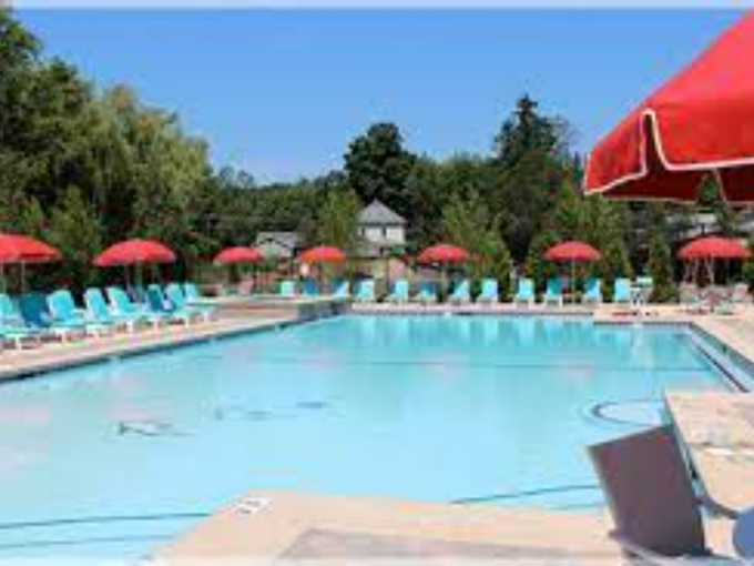 Commercial Pool Maintenance